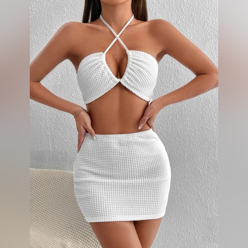 PETITE Tie Backless Halter Top & Bodycon Skirt